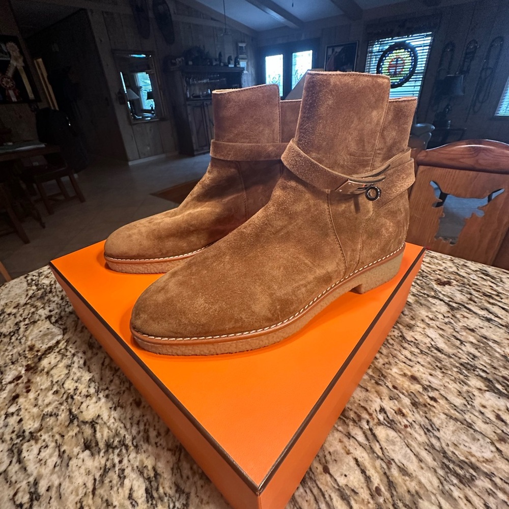 Tan Suede Chukka Boots with Minimalist Design